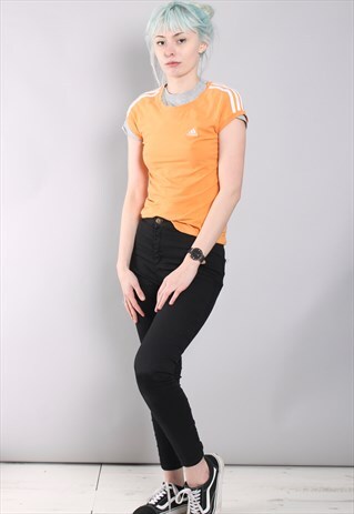 VINTAGE ADIDAS T-SHIRT