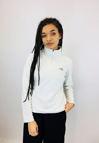 NORTH FACE FLEECE TOP