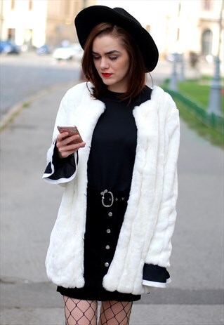 VINTAGE-INSPIRED FAUX FUR JACKET