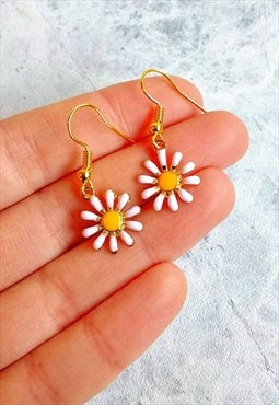 Mini Enamel Daisy Flower Earrings