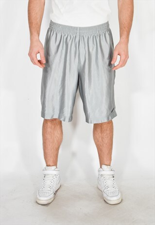 NIKE BASKETBALL SILVER SHORTS