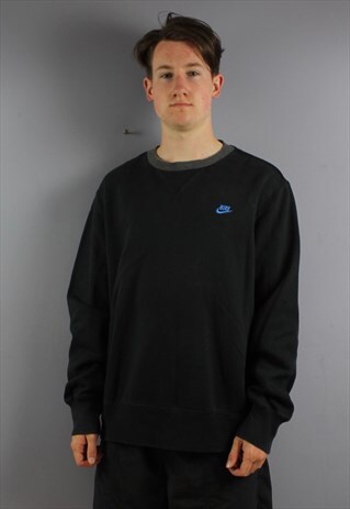 VINTAGE NIKE SWEATSHIRT JUMPER IN BLACK WITH EMBROIDERED LOG
