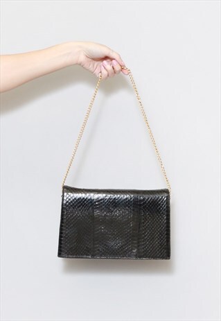 VINTAGE 1970'S BLACK MOC SNAKE CHAIN STRAP SHOULDER BAG