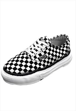 Low top skate sneakers retro classic lace up check shoes 