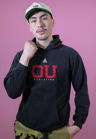 VINTAGE ADIDAS HOODIE