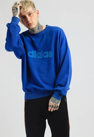 VINTAGE ADIDAS SWEATSHIRT