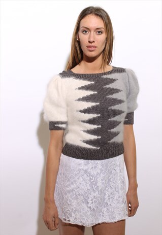 VINTAGE 1970'S 70'S FUZZY GREY KNIT SWEATER PUFF SLEEVES S-M