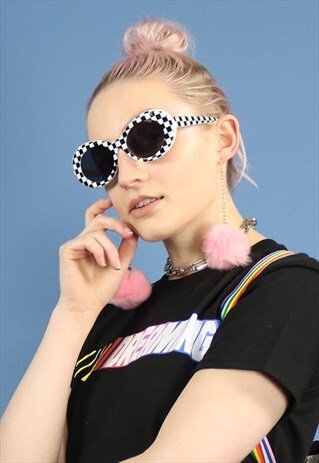 CHECKERBOARD KURT OVAL SUNGLASSES IN WHITE