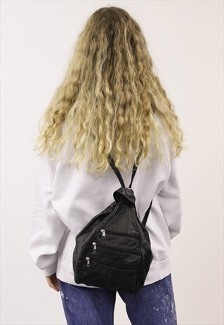 VINTAGE BLACK LEATHER RUCKSACK
