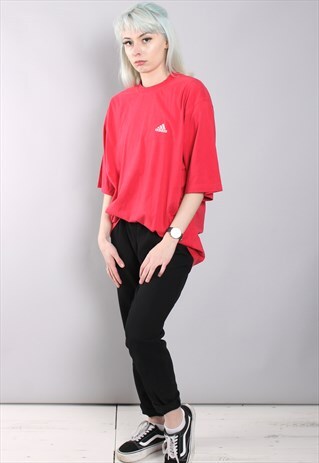 VINTAGE ADIDAS T-SHIRT