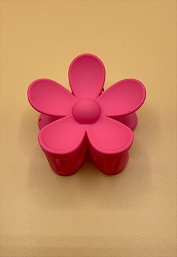 Large Daisy flower claw clip in Hot Pink
