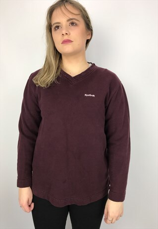 VINTAGE REEBOK ESSENTIALS SWEATSHIRT