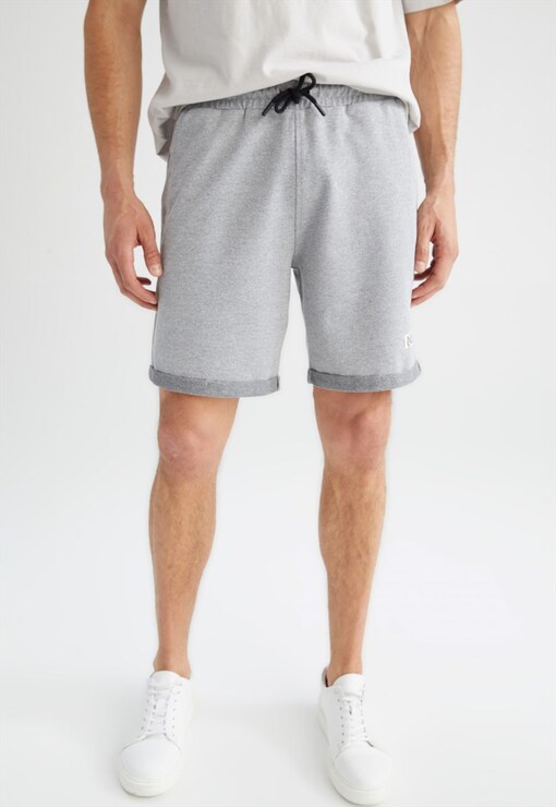 garment image