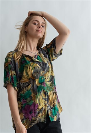 VINTAGE 80S FUNKY HAWAII SHIRT IN TROPIC PATTERN