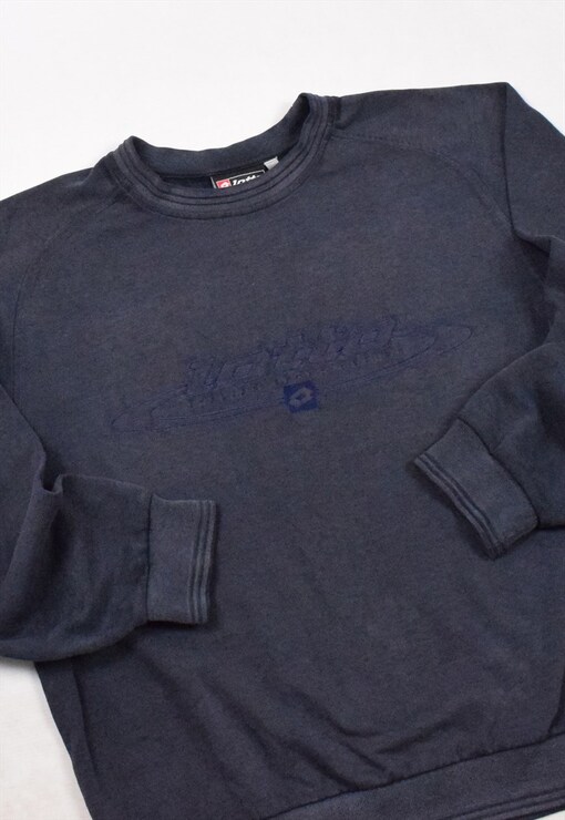 garment image