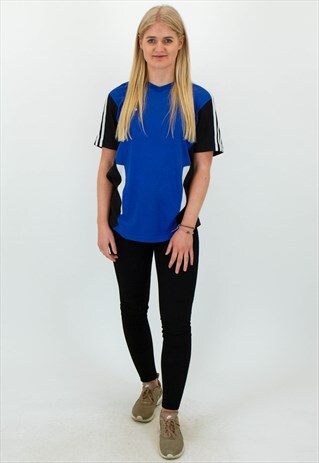 VINTAGE ADIDAS T-SHIRT