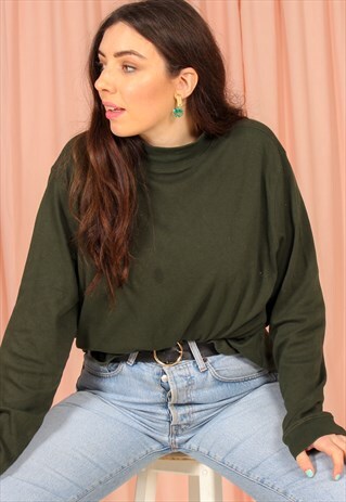 VINTAGE 90S TURTLE NECK JUMPER IN FORREST GREEN