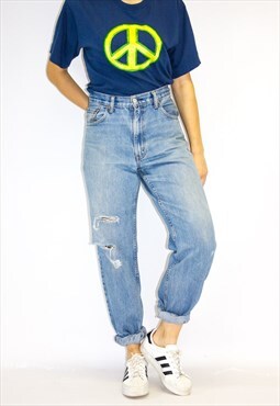 Vintage 90's High Rise Distressed Mom Levi Jeans