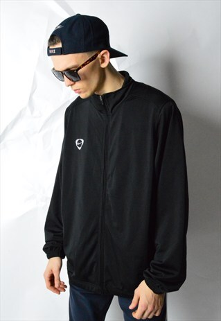 BLACK MINIMALIST NIKE SPORTS JACKET