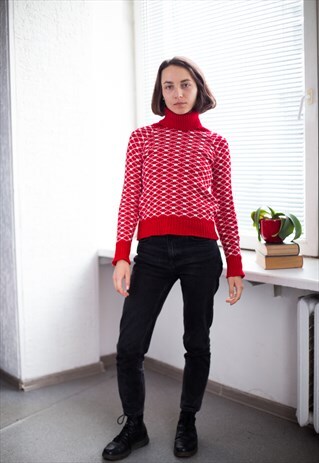 VINTAGE 80'S RED PATTERNED TURTLE NECK JUMPER