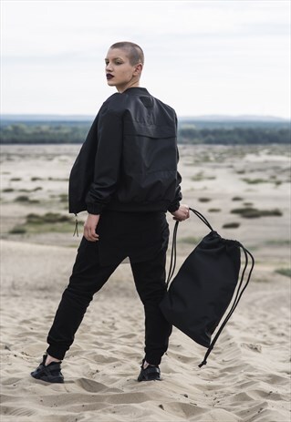 BLACK BAGPACK