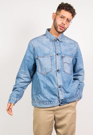 VINTAGE LEVIS BLUE DENIM JACKET