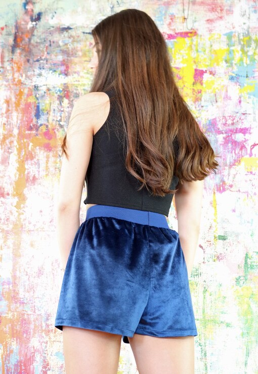 garment image