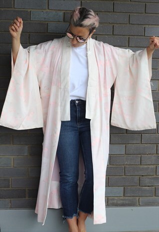 VINTAGE 1970S NUDE PRINTED SILK KIMONO