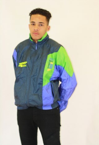 VINTAGE NIKE SHELL JACKET