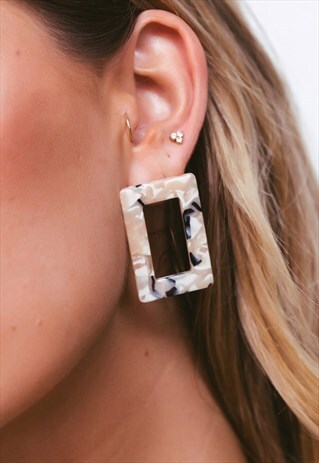 RECTANGLE TORTOISESHELL EARRINGS