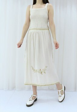 90s Vintage Cream Floral Shirred Dress (Size M)