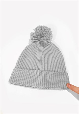 SKI BOBBLE KNITTED RIBBED BEANIE HAT - SILVER GREY