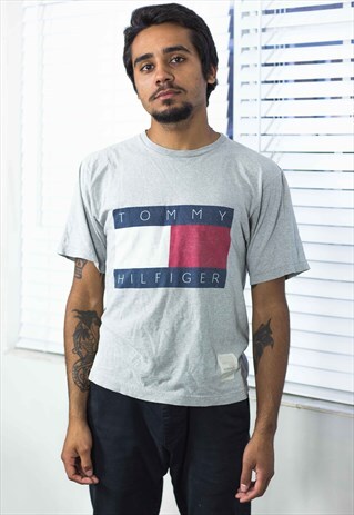 VINTAGE TOMMY HILFIGER T-SHIRT LOGO 90S L 6.6