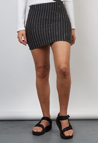 VINTAGE 90'S BLACK PINSTRIPE MINI SKIRT