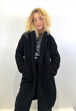 Wool Coat in Black 