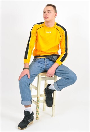 VINTAGE 90'S SWEATSHIRT