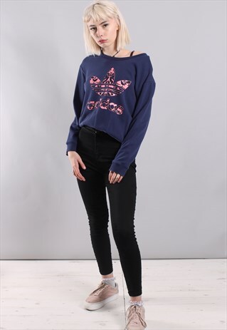 VINTAGE ADIDAS SWEATSHIRT