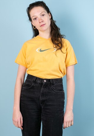VINTAGE YELLOW NIKE T-SHIRT TICK ON FRONT