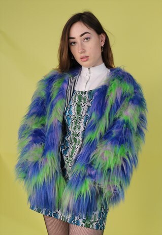 DREAMING FAUX FUR COAT