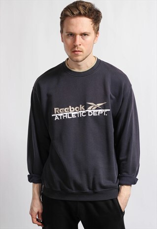 VINTAGE REEBOK SWEATSHIRT