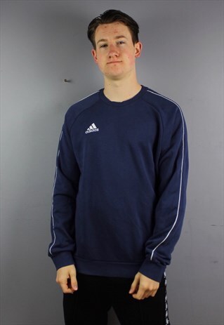 VINTAGE ADIDAS SWEATSHIRT IN NAVY WITH EMBROIDERED LOGO. SIZ