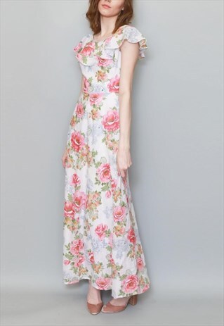 VINTAGE 1970'S CREAM FOLK FLORAL RUFFLE COLLAR MAXI DRESS