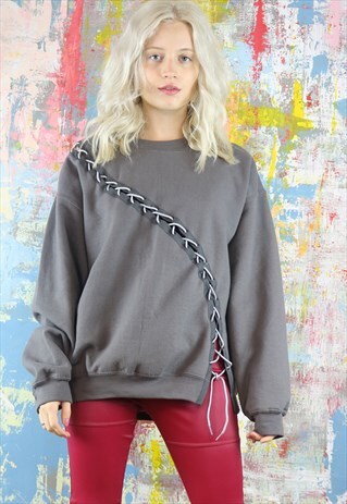 SWEATSHIRT IN GREY WITH LACE UP DETAIL