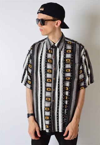 VINTAGE 80S ABSTRACT STRIPED SHORT SLEEVE SHIRT