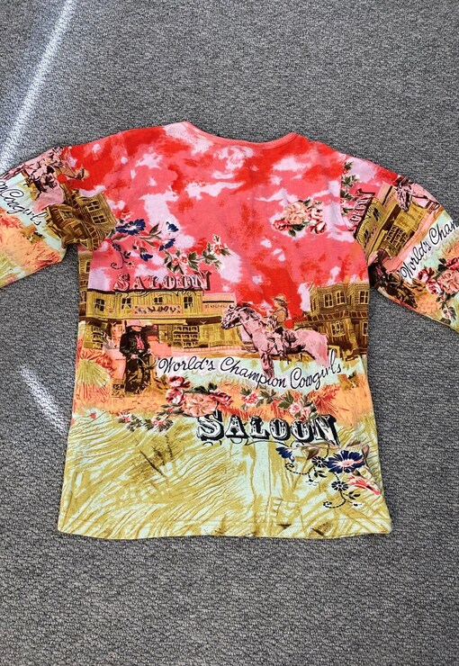 garment image
