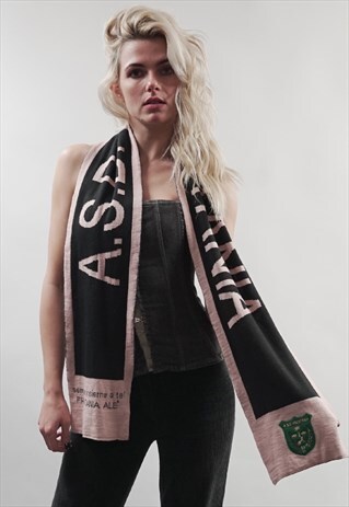 VINTAGE 90'S PINK/BLACK FRENTANIA FOOTBALL SCARF