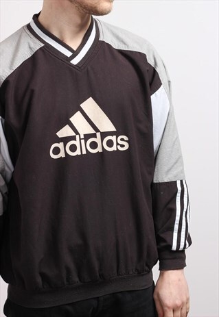VINTAGE ADIDAS SWEATSHIRT