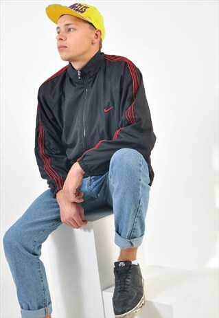 VINTAGE NIKE SHELL JACKET IN BLACK