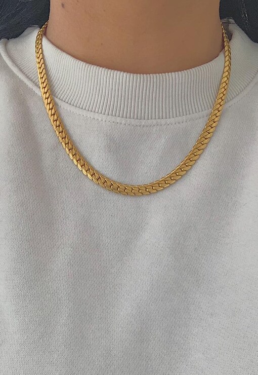 garment image