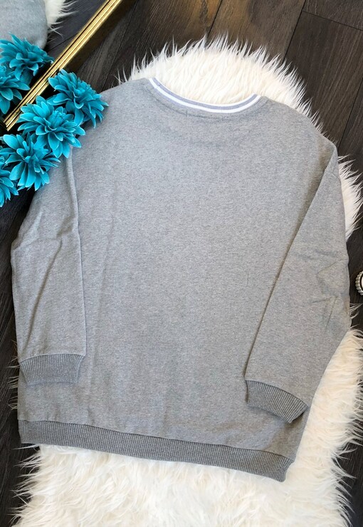 garment image